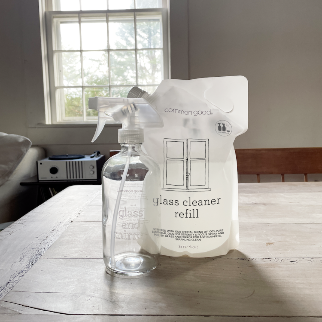 Glass Cleaner Refill Pouch and Glass Bottle Set